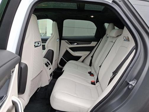 2026 Jaguar F-PACE SVR P550 AWD Automatic