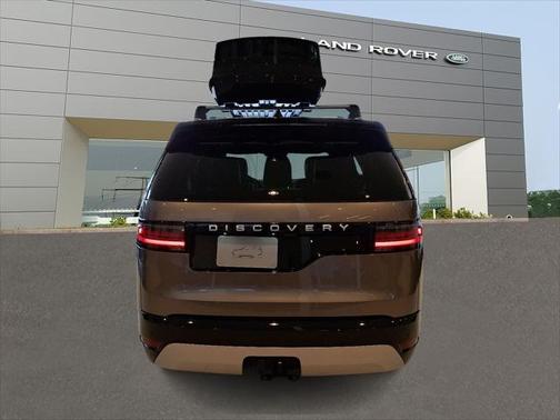 2025 Land Rover Discovery P360 Metropolitan Edition