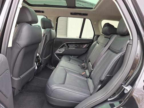 2023 Land Rover Range Rover P400 SE