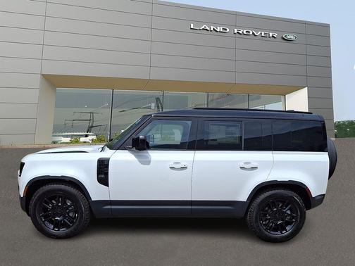 Fuji White 2026 Land Rover Defender P300 S