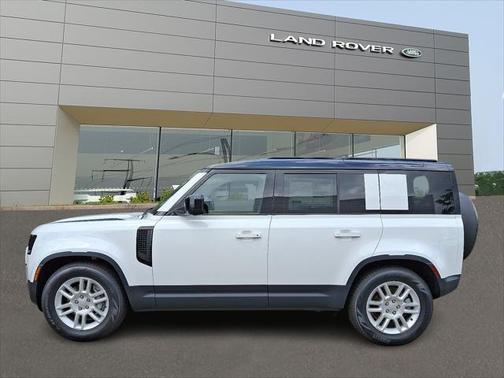 2025 Land Rover Defender 110 P300