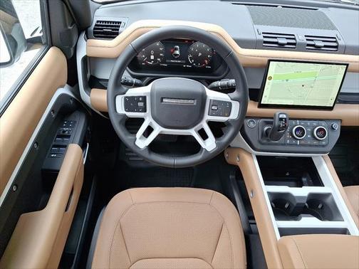 2025 Land Rover Defender 110 P300