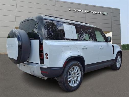 2025 Land Rover Defender 110 P300