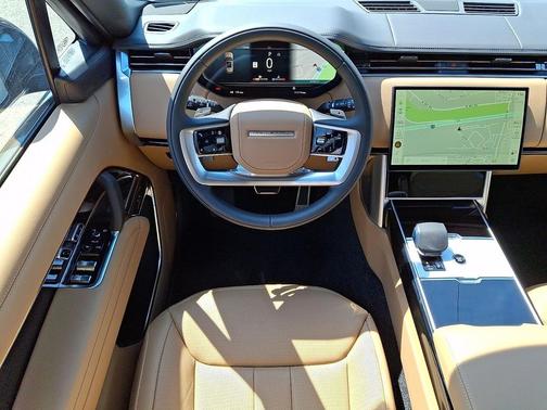 Belgravia Green Metallic - 1DV 2026 Land Rover Range Rover P400 SE