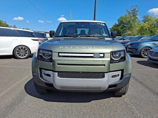 2025 Land Rover Defender 90 P300 S