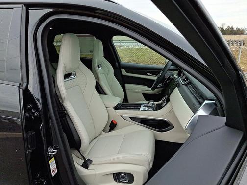 2026 Jaguar F-PACE SVR P550 AWD Automatic