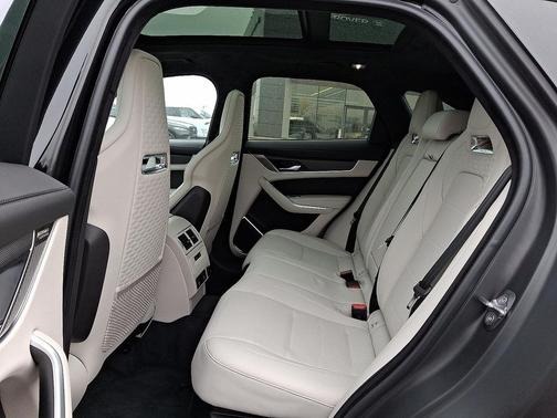 2026 Jaguar F-PACE SVR P550 AWD Automatic