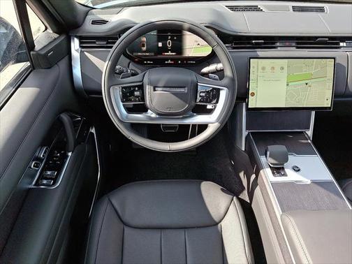 2025 Land Rover Range Rover P400 SE