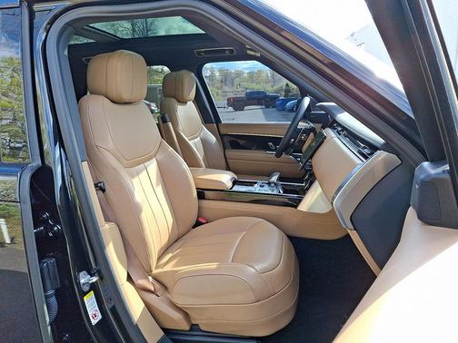 2023 Land Rover Range Rover P400 SE