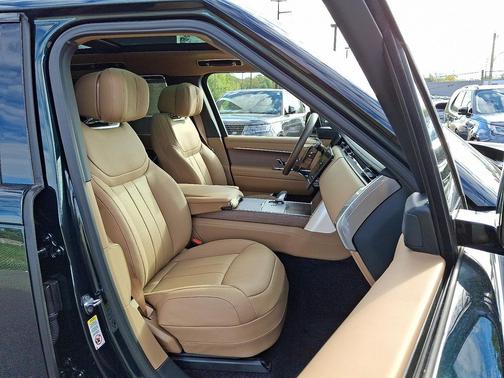 2025 Land Rover Range Rover P530 Autobiography