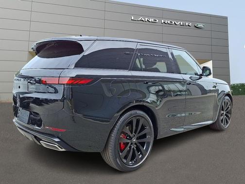2025 Land Rover Range Rover Sport SE