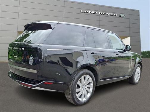 2023 Land Rover Range Rover P400 SE