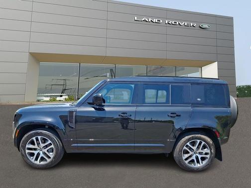 Santorini Black Metallic - 1AG 2022 Land Rover Defender 110 XS Edition