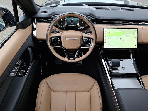 2026 Land Rover Range Rover Sport SE