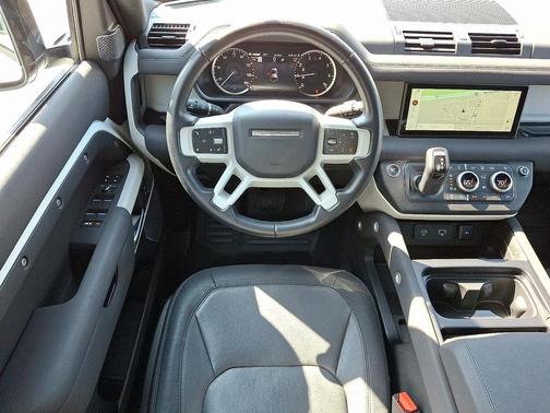 2023 Land Rover Defender 110 X-Dynamic SE