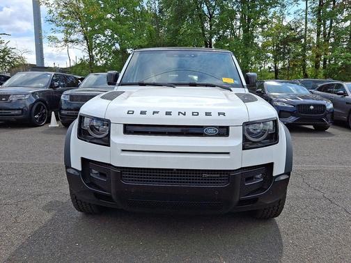 2023 Land Rover Defender 110 X-Dynamic SE