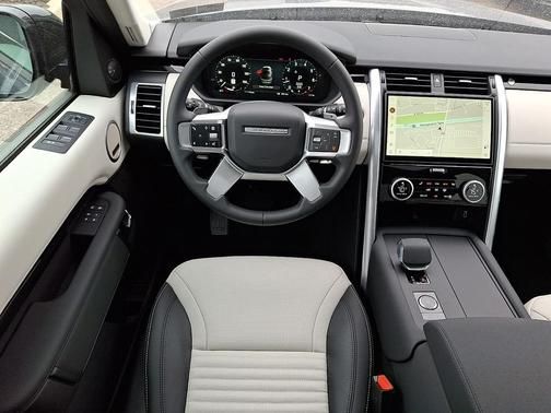 2026 Land Rover Discovery S