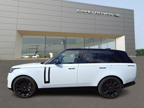 2023 Land Rover Range Rover P530 SE