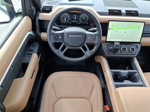 2026 Land Rover Defender P400 X-Dynamic SE
