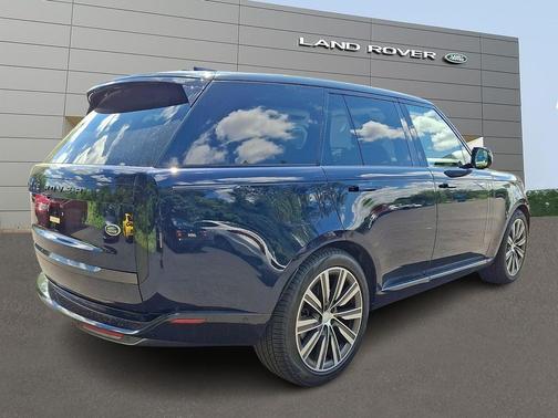 2023 Land Rover Range Rover P400 SE