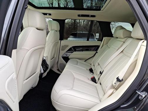 2026 Land Rover Range Rover P400 SE