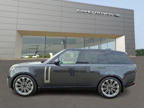 2026 Land Rover Range Rover P400 SE