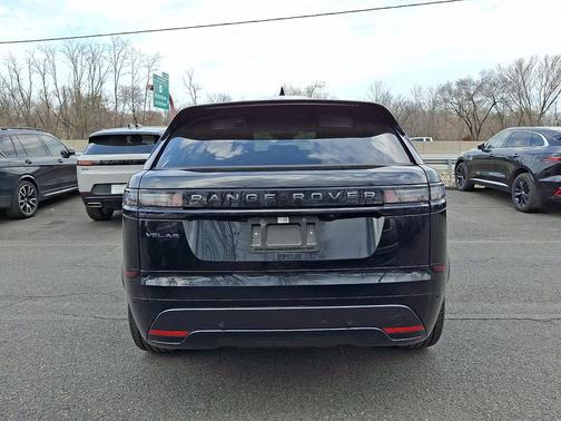 2026 Land Rover Range Rover Velar P250 SE R-Dynamic