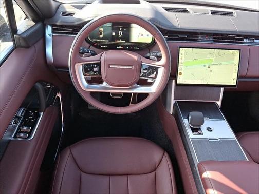 2025 Land Rover Range Rover P530 SE