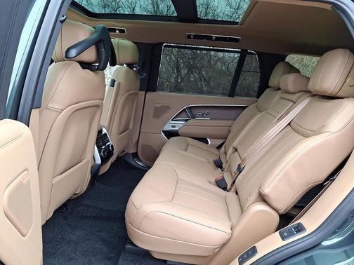 Belgravia Green Metallic - 1DV 2026 Land Rover Range Rover P530 SE 7 Seat