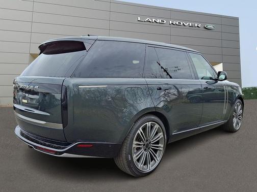 Belgravia Green Metallic - 1DV 2026 Land Rover Range Rover P530 SE 7 Seat