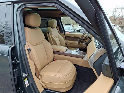 Belgravia Green Metallic - 1DV 2026 Land Rover Range Rover P530 SE 7 Seat