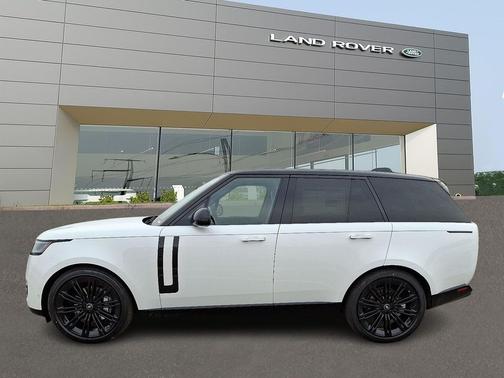 2025 Land Rover Range Rover P400 SE