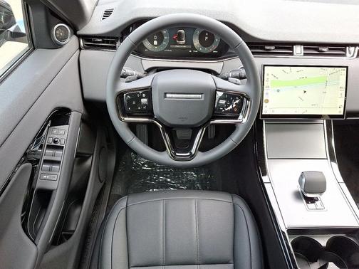 2026 Land Rover Range Rover Evoque Core S