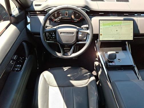 Firenze Red Metallic 2025 Land Rover Range Rover Sport SE