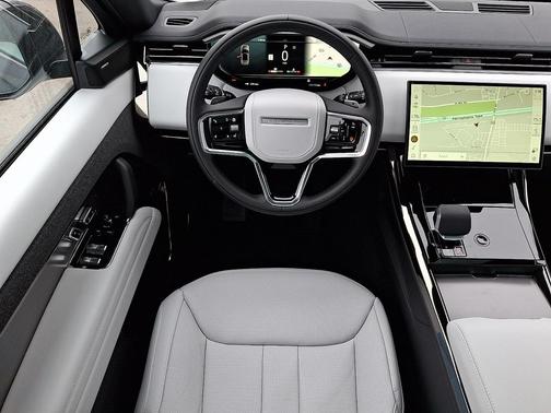 2026 Land Rover Range Rover Sport SE