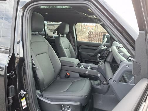 2026 Land Rover Defender P300 S