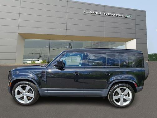 Santorini Black Metallic 2023 Land Rover Defender 110 SE