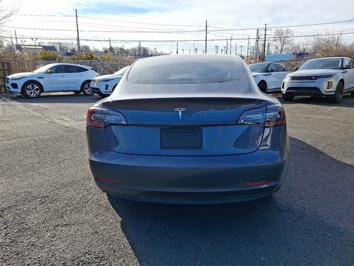 2020 Tesla Model 3 Standard Range