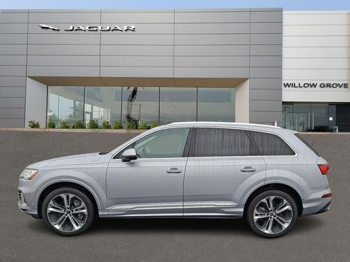 2021 Audi Q7 55 Premium Plus
