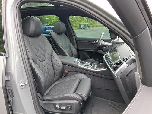 Skyscraper Grey Metallic - C4W 2025 BMW X5 xDrive40i