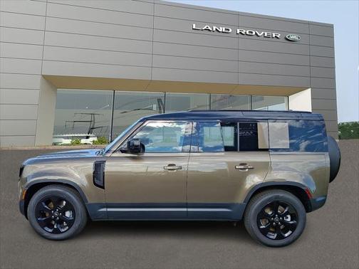 2025 Land Rover Defender 110 P300