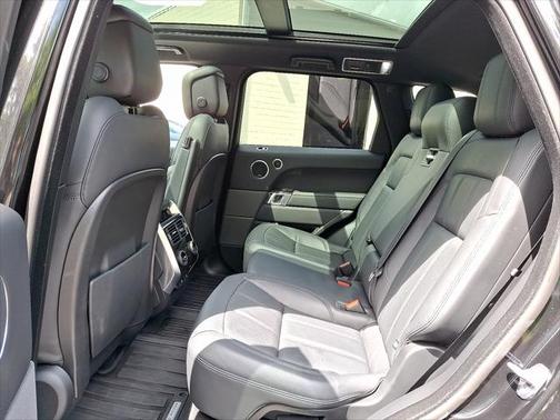 2022 Land Rover Range Rover Sport HSE Silver Edition
