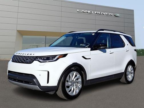 2024 Land Rover Discovery P300 S