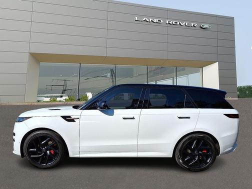 2024 Land Rover Range Rover Sport SE