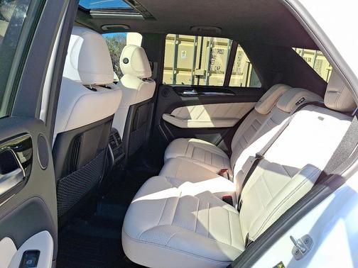 2013 Mercedes-Benz M-Class 4MATIC