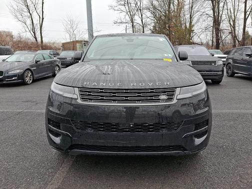 2024 Land Rover Range Rover Sport SE