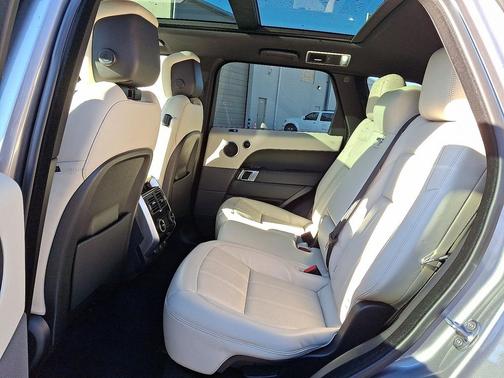2022 Land Rover Range Rover Sport HSE Silver Edition
