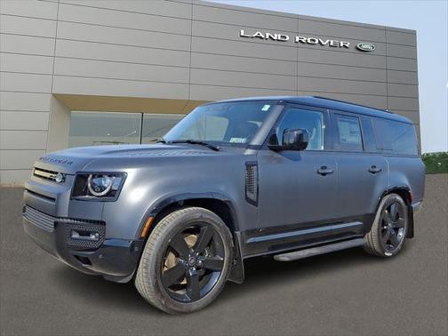 2025 Land Rover Defender V8