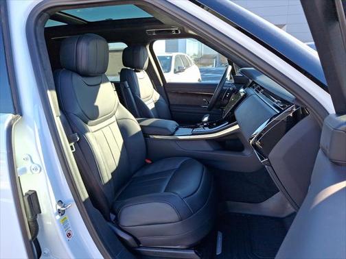 2025 Land Rover Range Rover Sport Autobiography