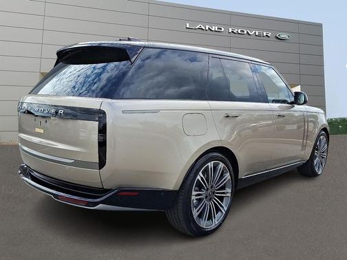 2025 Land Rover Range Rover P530 SE